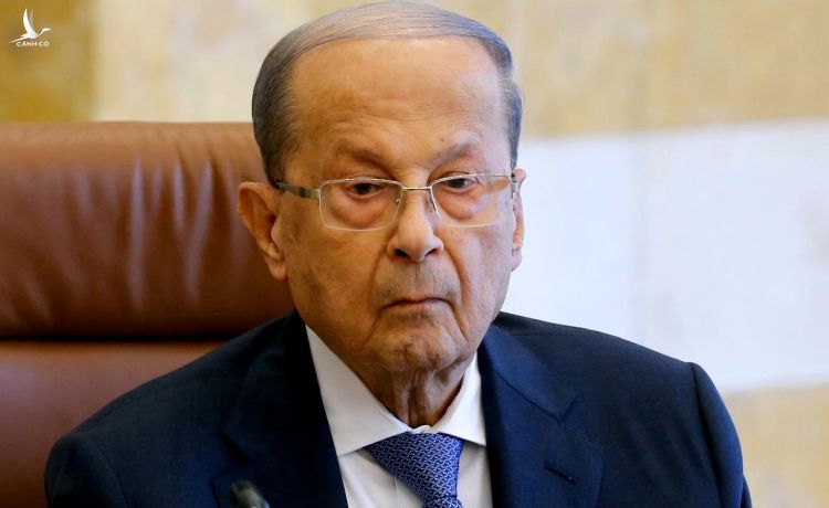 Tổng thống Lebanon Michel Aoun chủ trì phiên họp nội các tại dinh Baabda hồi tháng 10/2019. Ảnh: Reuters.