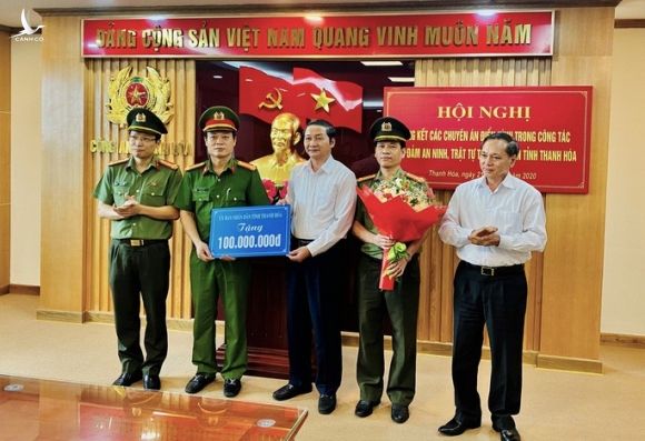 Phá nhiều vụ án phức tạp, Công an tỉnh Thanh Hóa được trao thưởng 100 triệu đồng - Ảnh 1.