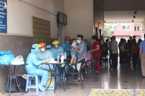 TP.HCM: Đã có kết quả xét nghiệm 59 trường hợp liên quan bệnh nhân 1007 - Ảnh 1.