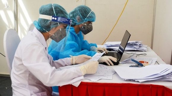 Phát hiện thêm 3 bệnh nhân Covid-19 sau khi được cho ra khỏi khu cách ly /// Ảnh: Trung tâm Y tế Đống Đa