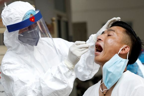 Việt Nam đặt mua 50-150 triệu liều vắc xin ngừa COVID-19 của Nga - Ảnh 1.