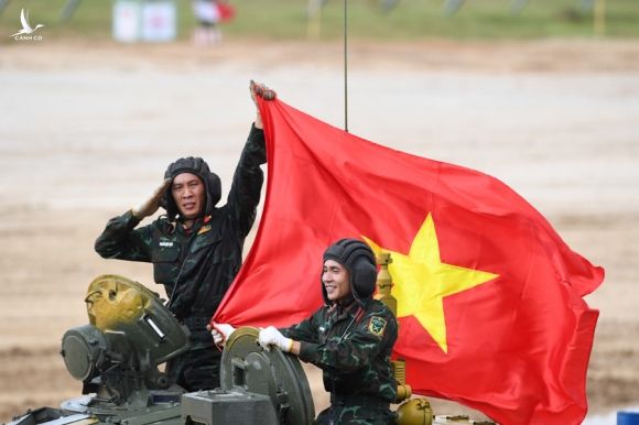 Xem xe tăng Việt Nam 'tung hoành' thi đấu tại Nga