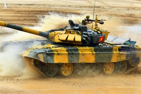 Xem xe tăng Việt Nam 'tung hoành' thi đấu tại Nga