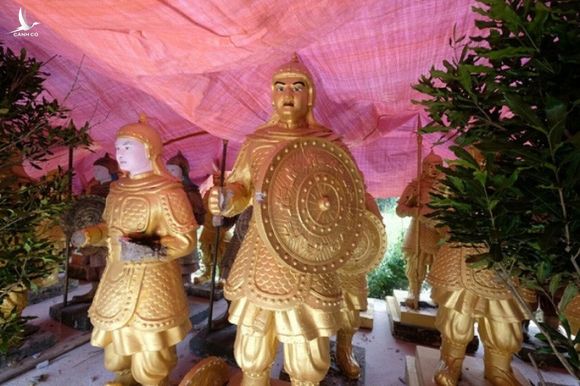Ông chủ Đại Nam lên tiếng về nguồn gốc các tượng lính giống lính Tần Thuỷ Hoàng - Ảnh 1.