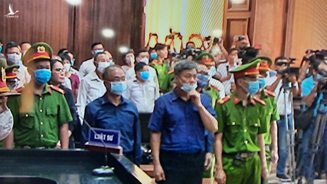 Đang xét xử nguyên Phó chủ tịch UBND TP.HCM Nguyễn Thành Tài - Ảnh 5.