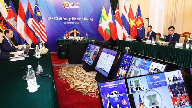 Bộ trưởng ASEAN quan ngại việc cải tạo đất và các sự cố nghiêm trọng ở Biển Đông - 1