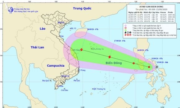 Áp thấp nhiệt đới gần Biển Đông có khả năng mạnh thành bão - 1