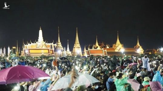 Biểu tình cực lớn ở Thái Lan để đòi hoàng gia cải tổ