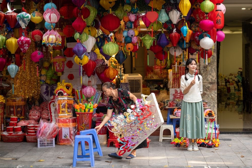 check in Trung Thu o Ha Noi anh 5