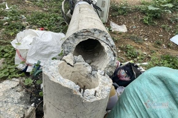 Điện lực TT-Huế lên tiếng việc 200 cột điện gãy, đổ dù 'đạt tiêu chuẩn'