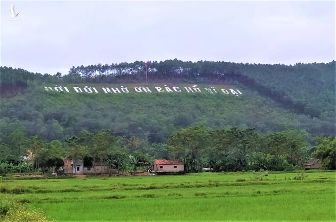 Cùng xây khẩu hiệu trên núi, Hòa Bình chi gần 11 tỷ đồng, Nghệ An hơn 1 tỷ đồng - 1