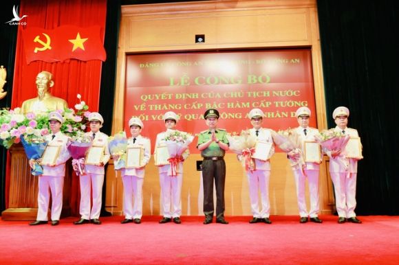 Giám đốc Công an tỉnh Thanh Hóa được thăng thiếu tướng - Ảnh 2.