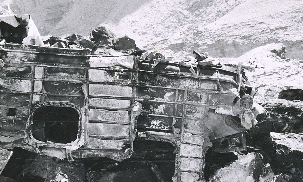 Một mảnh vỡ của thân máy bay TWA Super Constellation tại khu vực Grand Canyon, bang Arizona hồi tháng 7/1956. Ảnh: National Park Service.