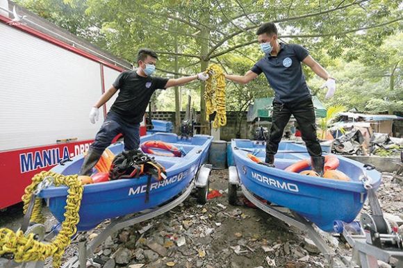 Philippines sơ tán hàng ngàn người tránh ‘siêu bão mạnh nhất thế giới Goni - Ảnh 5.