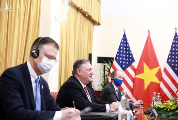 Phó Thủ tướng, Bộ trưởng Ngoại giao Phạm Bình Minh hội đàm với Ngoại trưởng Mỹ Mike Pompeo - Ảnh 11.