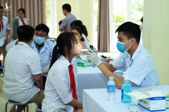Làn sóng thứ 3 của dịch Covid-19 rình rập cộng đồng - 3