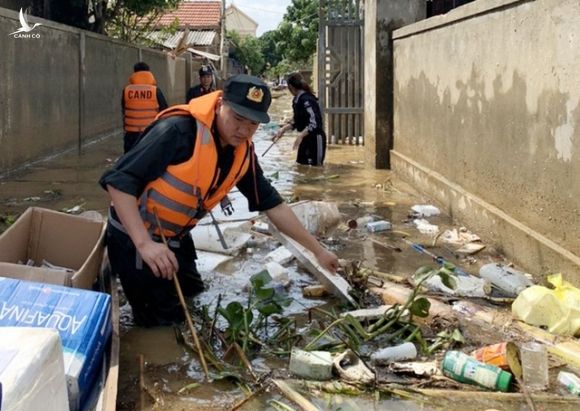 Trận “đại hồng thủy” tại Hà Tĩnh: Trận lũ lụt lịch sử rất khác thường! - 5