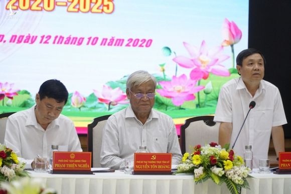 Ông Lê Minh Hoan vẫn điều hành Đại hội Đảng bộ tỉnh Đồng Tháp - Ảnh 1.