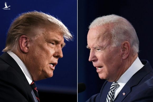 Tổng thống Trump (trái) và ứng viên đảng Dân chủ Joe Biden trong cuộc tranh luận đầu tiên ở Ohio ngày 29/9. Ảnh: AFP.