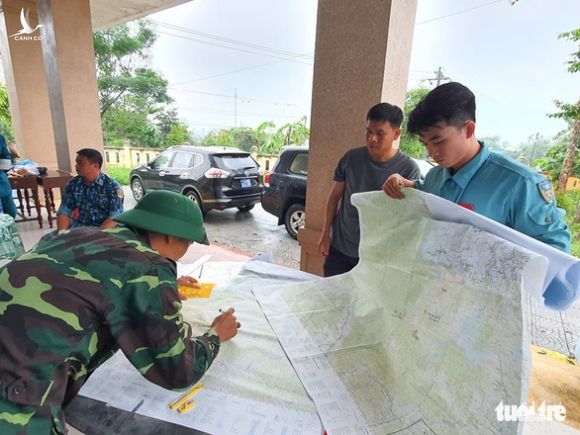 Phó tư lệnh Quân khu 4 cùng 12 cán bộ, chiến sĩ gặp nạn khi đi cứu hộ Thủy điện Rào Trăng 3 - Ảnh 1.