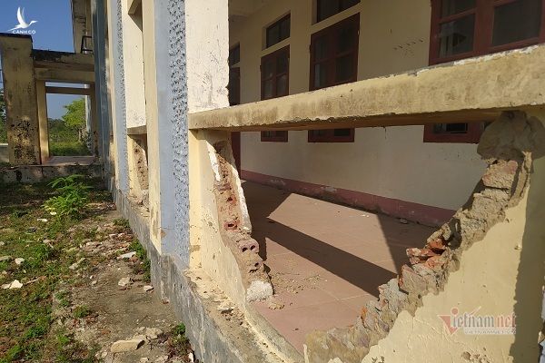 Hàng chục ngôi trường ở Hà Tĩnh bị bỏ hoang