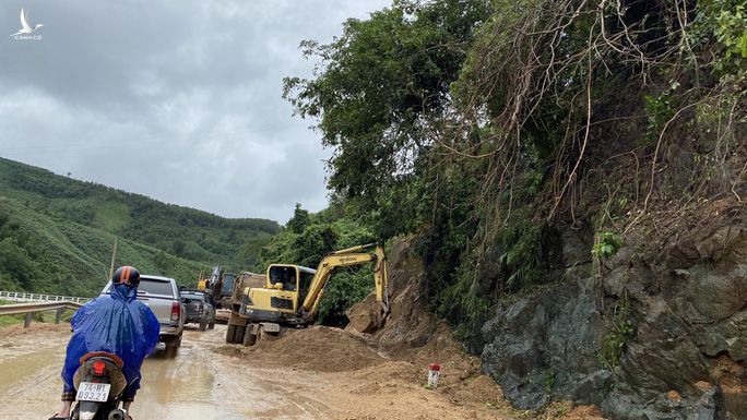 Quảng Trị: Một Công an xã hy sinh, 4 người mất liên lạc, khi đi tìm kiếm nhóm 7 người mất tích - Ảnh 3.