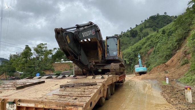 Quảng Trị: Một Công an xã hy sinh, 4 người mất liên lạc, khi đi tìm kiếm nhóm 7 người mất tích - Ảnh 4.