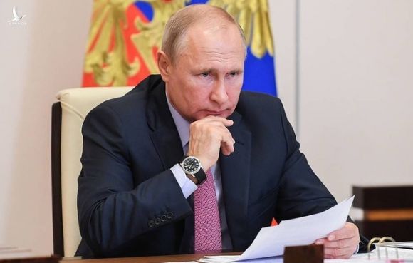Ông Putin lên tiếng về 2 ứng viên tổng thống Mỹ - 1