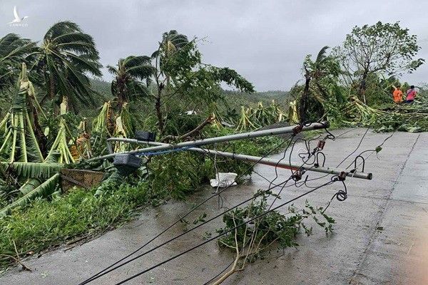 Philippines lao đao: Bão Molave mới qua, bão Goni sắp tới, lại còn vừa xảy ra động đất - ảnh 2