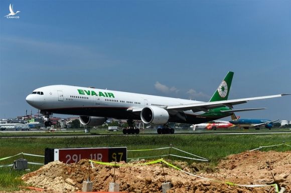 Sân bay Nội Bài đang được đề xuất điều chỉnh quy hoạch lên 100 triệu hành khách/năm đến 2020. Ảnh: Giang Huy.