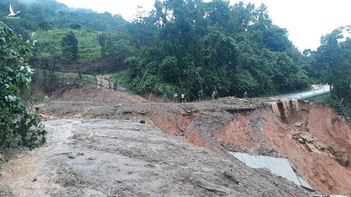 Quảng Trị: Một Công an xã hy sinh, 4 người mất liên lạc, khi đi tìm kiếm nhóm 7 người mất tích - Ảnh 1.