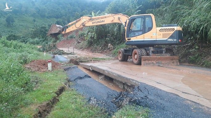 Quảng Trị: Một Công an xã hy sinh, 4 người mất liên lạc, khi đi tìm kiếm nhóm 7 người mất tích - Ảnh 2.