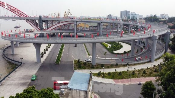 Cận cảnh cây cầu 'Cánh chim biển' của thành phố Hải Phòng - ảnh 3