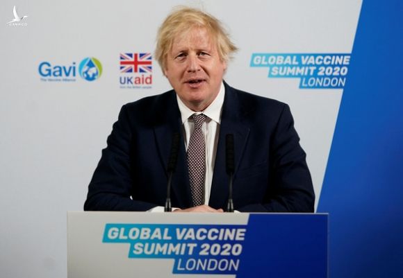 Thủ tướng Anh lại phải tự cách ly lần 2 vì nguy cơ phơi nhiễm virus corona - Ảnh 1.