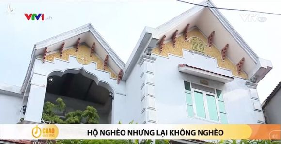 Ngỡ ngàng khi một hộ nghèo ở căn nhà 3 tầng đồ sộ, sang trọng như biệt thự ở Bắc Giang - Ảnh 4.
