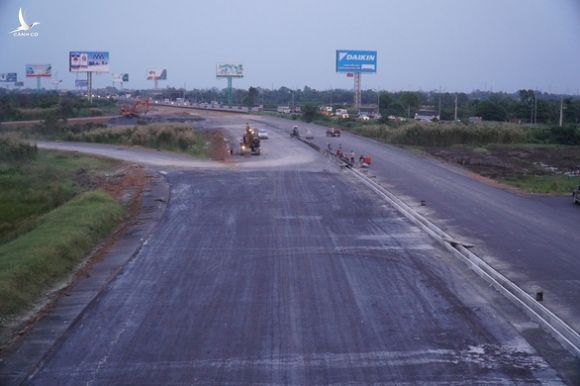 Cao tốc Trung Lương - Mỹ Thuận sẽ cho xe chạy một chiều dịp tết - Ảnh 3.