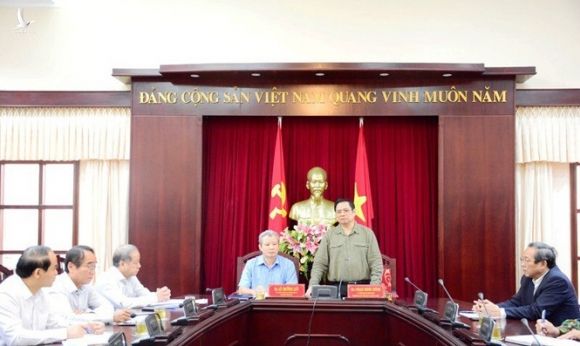 Đồng chí Phạm Minh Chính tới thăm và làm việc tại 3 tỉnh miền Trung - ảnh 1