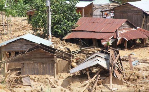 Cận cảnh ngôi làng bị lũ quét ‘xóa sổ’ trong vài phút ở Quảng Nam - ảnh 16
