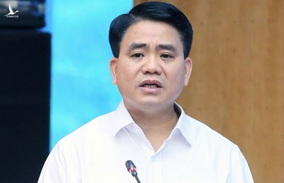 Ông Nguyễn Đức Chung phát biểu tại cuộc tiếp xúc cử tri tháng 10/2019. Ảnh:Ngọc Thắng.