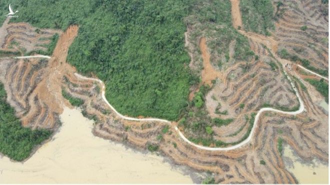 Hình ảnh sạt lở tại khu vực lòng hồ thủy điện Hương Điền, nơi có thủy điện Rào Trăng 3 /// Ảnh: UBND tỉnh Thừa Thiên - Huế