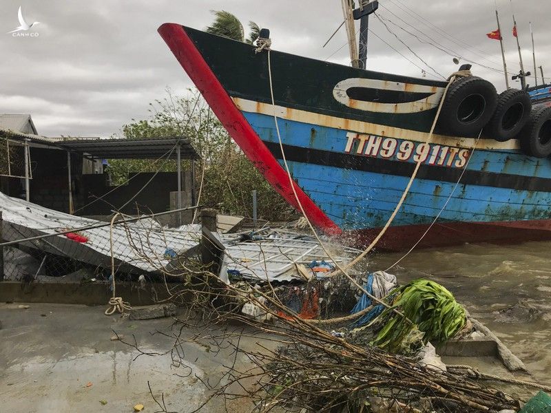 Hình ảnh về thiệt hại do bão số 13 ở Thừa Thiên - Huế - ảnh 9