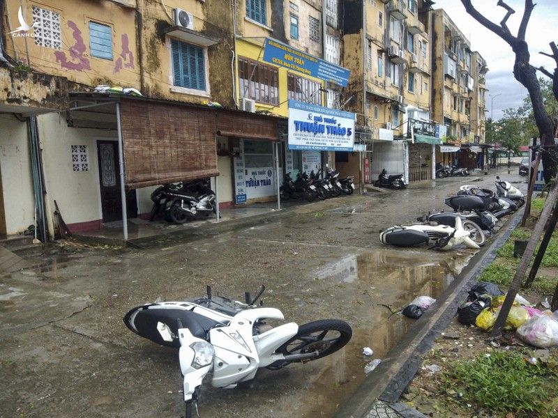 Hình ảnh về thiệt hại do bão số 13 ở Thừa Thiên - Huế - ảnh 5