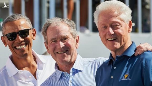Ba tổng thống Barack Obama, George W. Bush và Bill Clinton tham gia giải golf ở thành phố Jersey, bang New Jersey vào ngày 28.9.2017 /// AFP