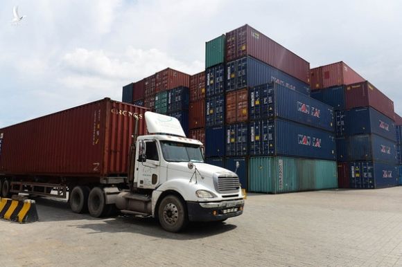 Chuyện khó tin: Xuất khẩu nông sản Việt giảm hơn một nửa vì thiếu... container - Ảnh 4.