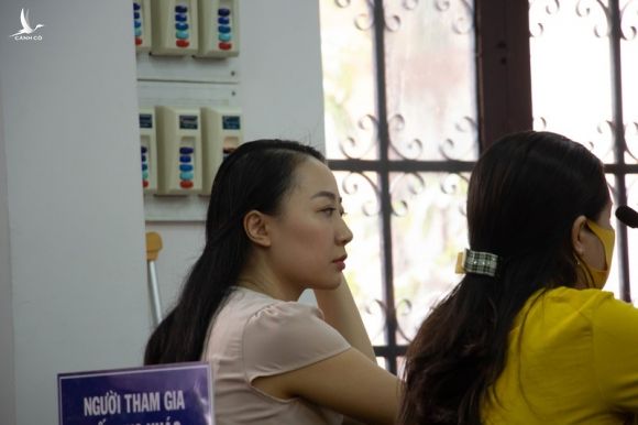 Nữ tiếp viên phải làm gì khi tài xế Mercedes tẩu tán tài sản? - ảnh 2
