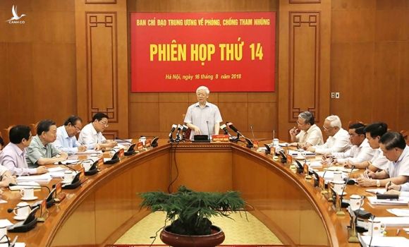 Tổng bí thư, Chủ tịch nước Nguyễn Phú Trọng chủ trì một phiên họp của Ban chỉ đạo Trung ương về phòng, chống tham nhũng, tháng 8/2018. Ảnh: TTX