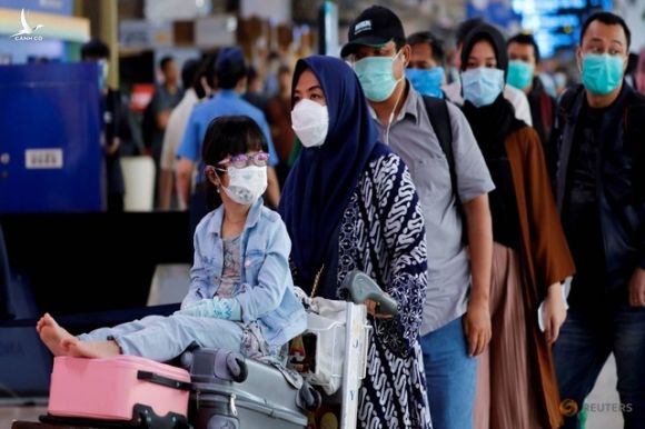 Indonesia cấm nhập cảnh với du khách các nước do biến chủng SARS-CoV-2 - 1
