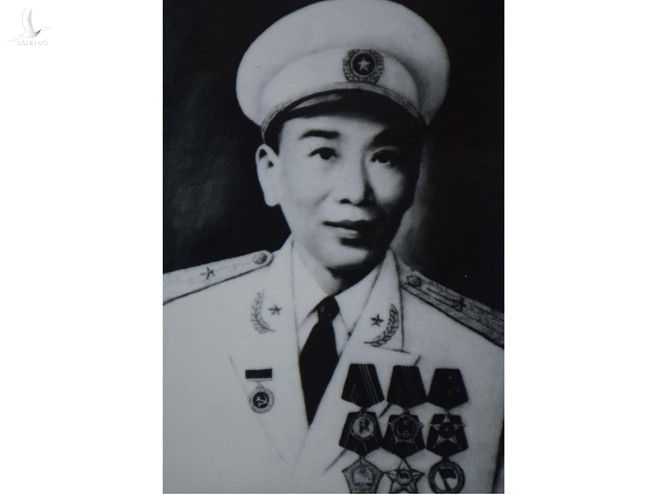 Thiếu tướng Lê Thiết Hùng (1908 - 1986) /// TƯ LIỆU GIA ĐÌNH