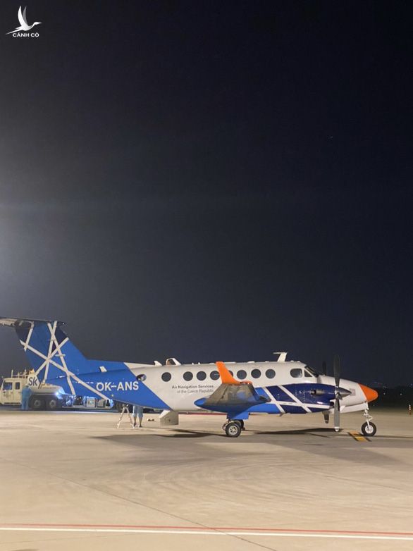 Đường băng mới ở Tân Sơn Nhất đạt chuẩn quốc tế tiếp nhận máy bay cỡ lớn - Ảnh 2.