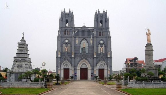 Bạn biết gì về 4 vương cung thánh đường hiếm hoi tại Việt Nam?3